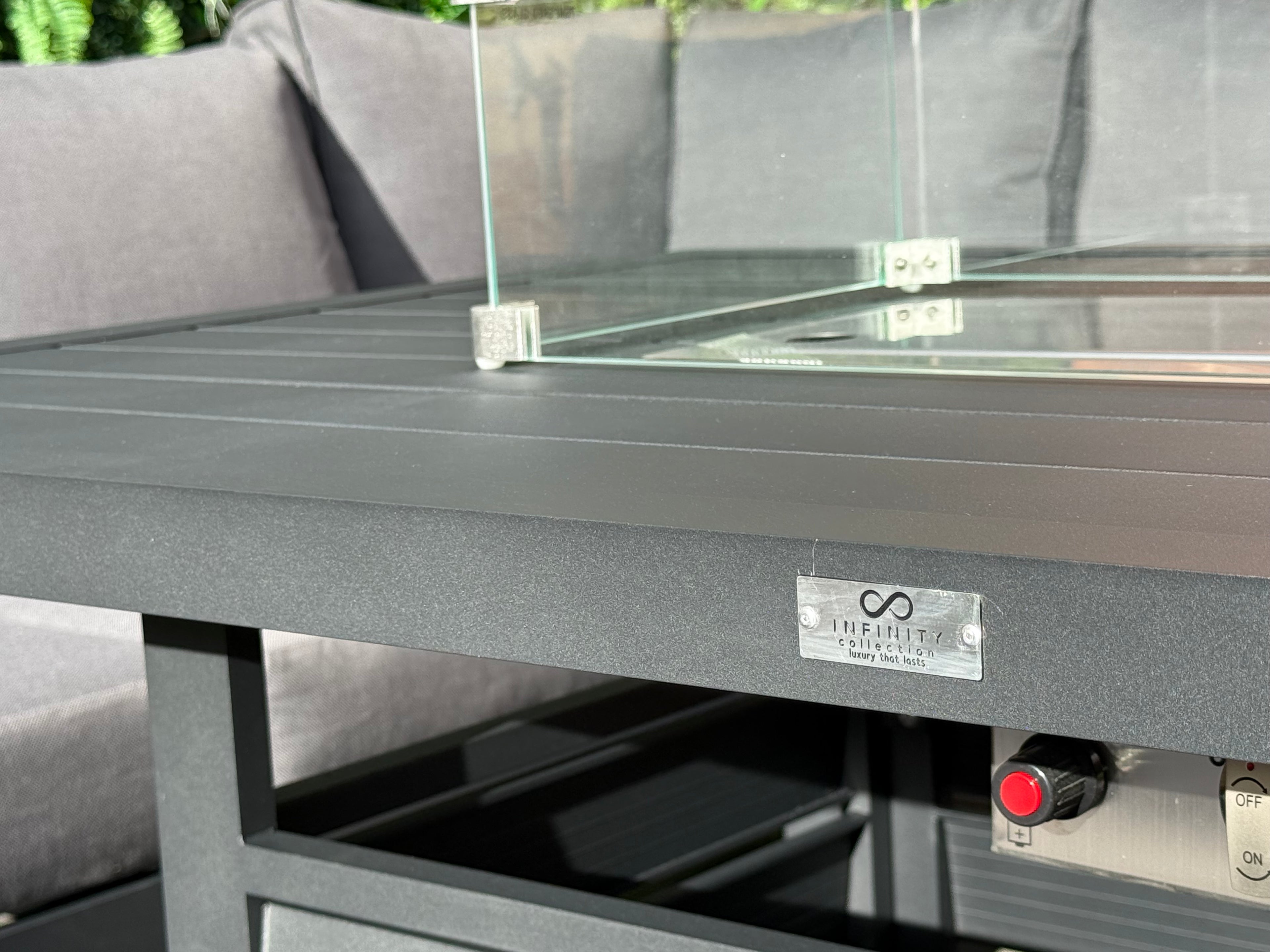 The Ivy 🌿 5 Pcs Aluminium Corner Dining Set Black - Fire-pit Table