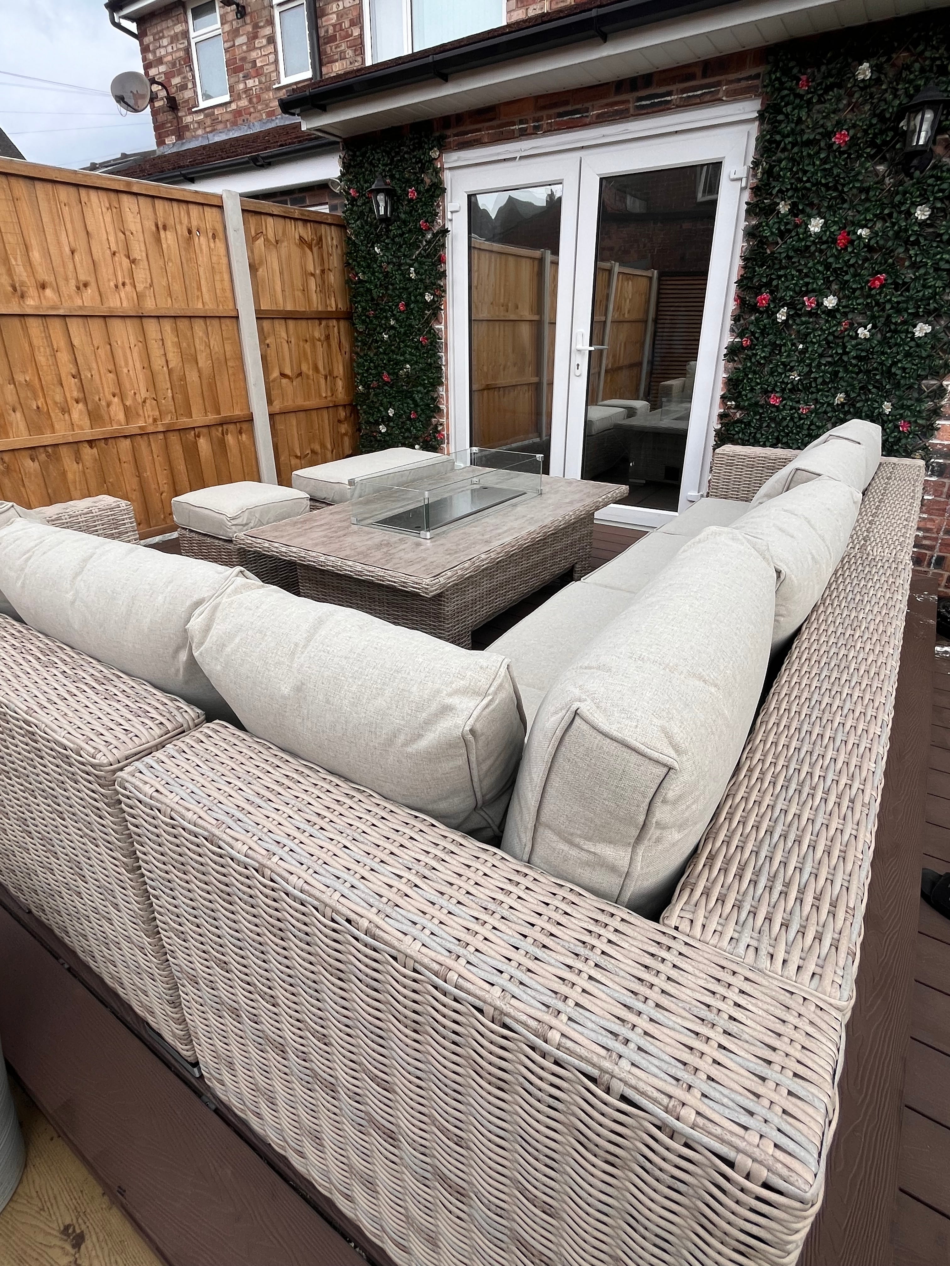 The Orchard 6 Pcs Outdoor Rattan Dining Set cream - Fire-pit Rise And Fall Table