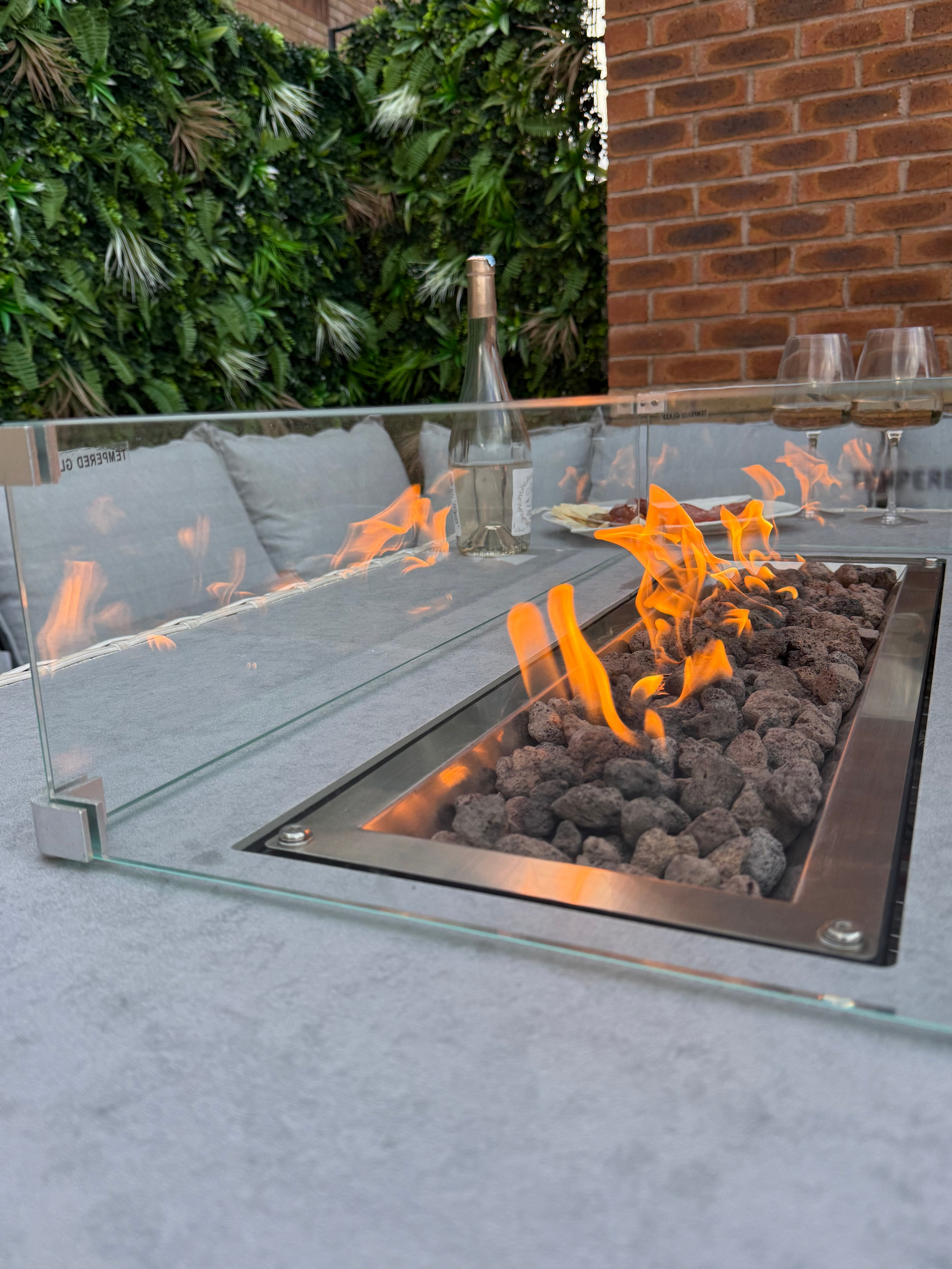 The Willow 🌿 6 Pcs Outdoor Rattan Dining Set Light Grey - Fire-pit Rise And Fall Table