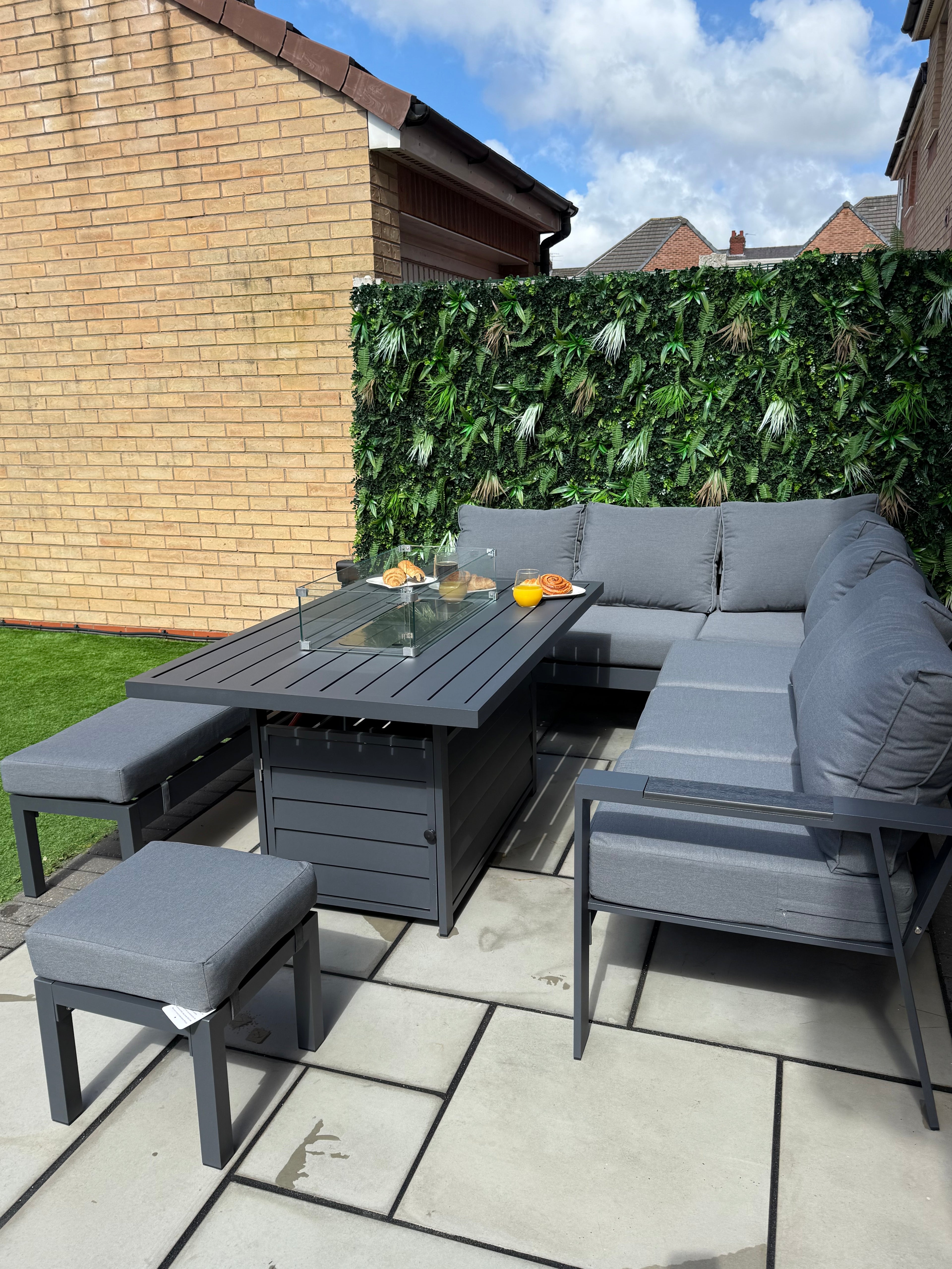 The Meadow 🌿 5 Pcs Aluminium Dining Set Light Grey - Fire-pit Table