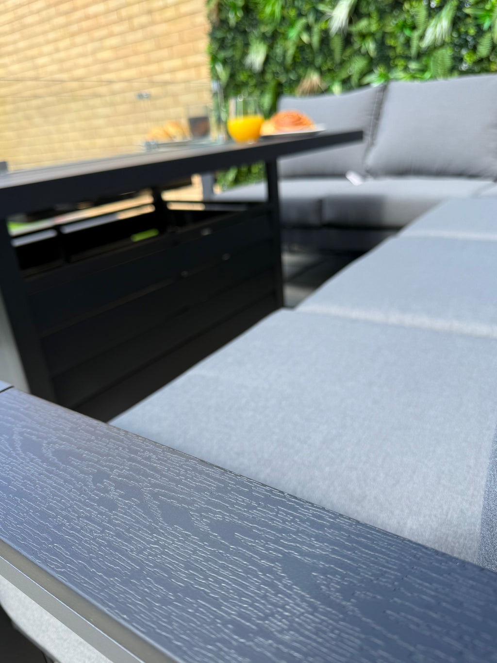 The Meadow 🌿 5 Pcs Aluminium Dining Set Light Grey - Fire-pit Table