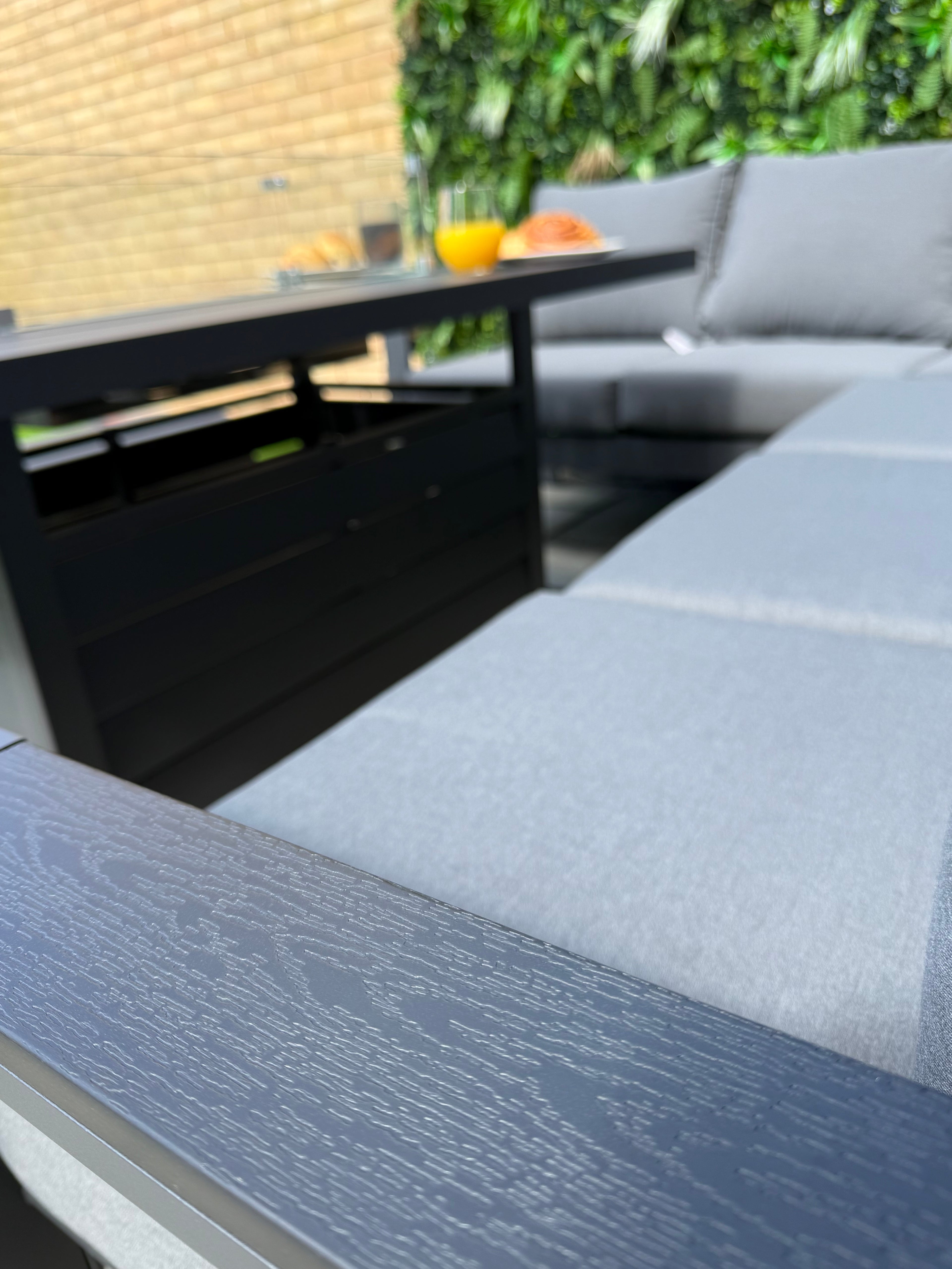 The Meadow 🌿 5 Pcs Aluminium Dining Set Light Grey - Fire-pit Table