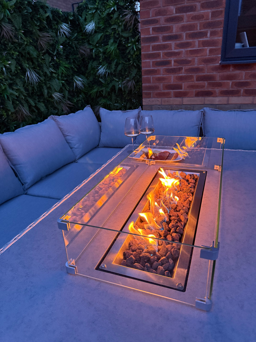 The Willow 🌿 6 Pcs Outdoor Rattan Dining Set Light Grey - Fire-pit Rise And Fall Table