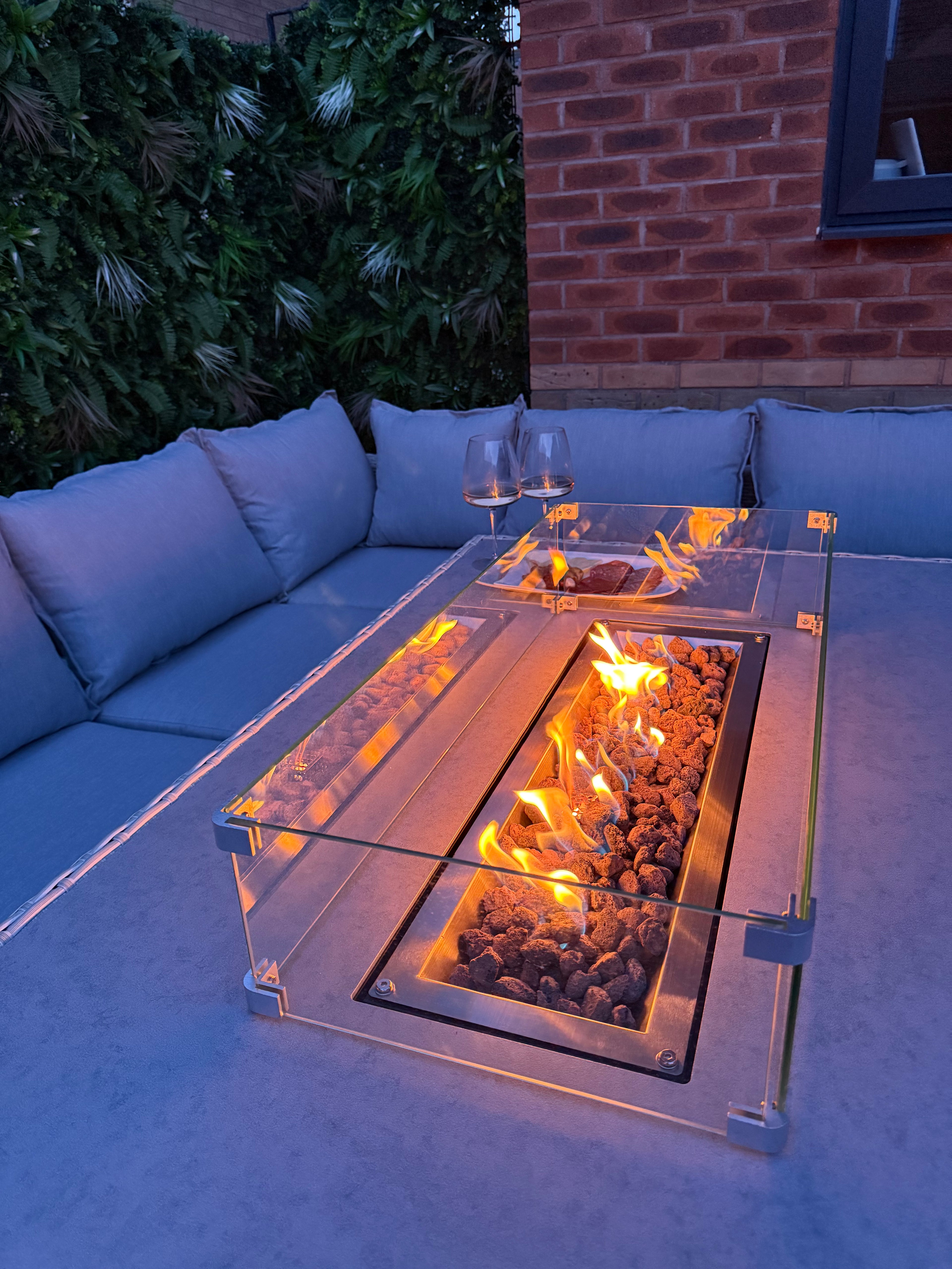 The Willow 🌿 6 Pcs Outdoor Rattan Dining Set Light Grey - Fire-pit Rise And Fall Table