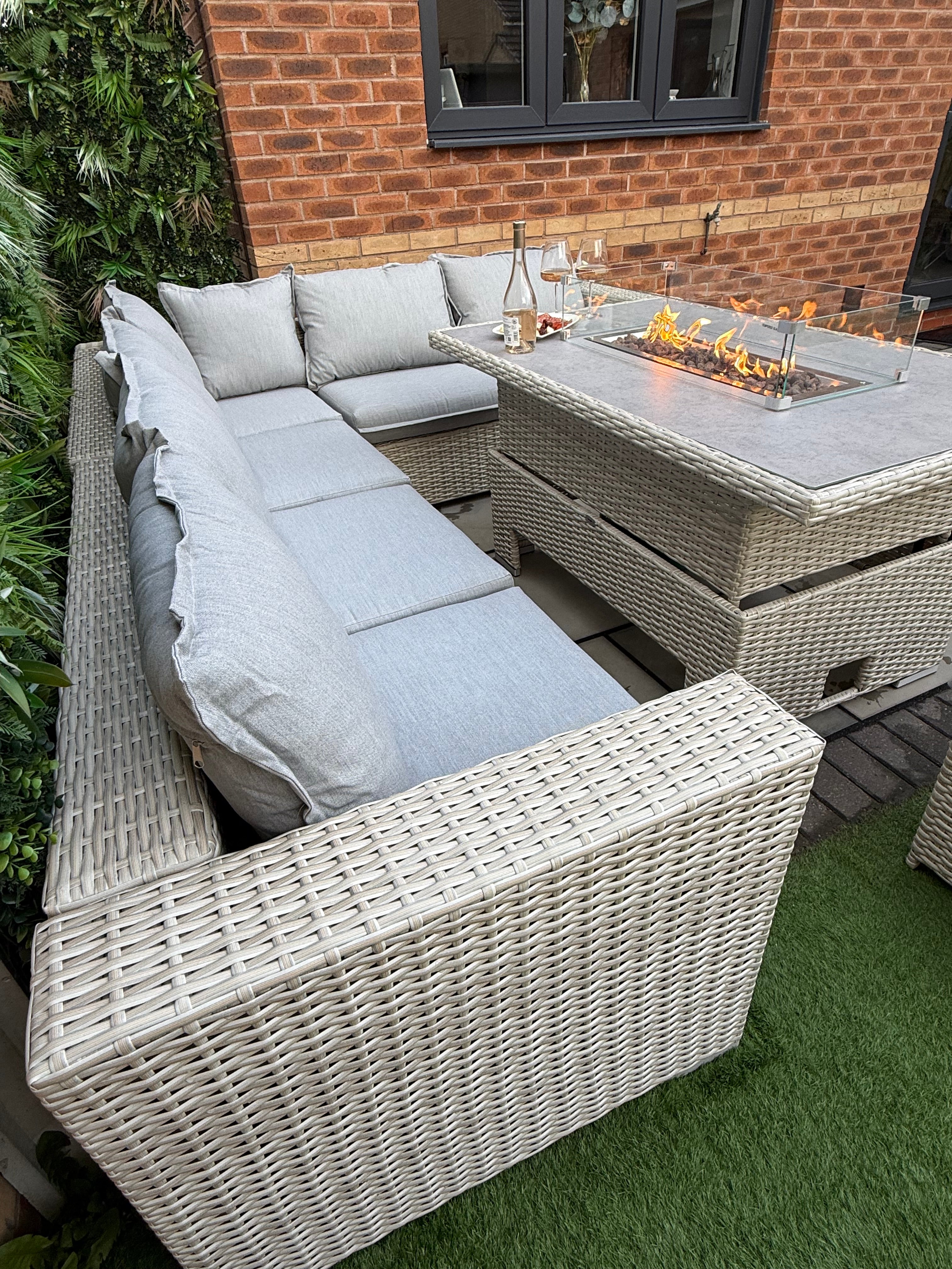The Willow 🌿 6 Pcs Outdoor Rattan Dining Set Light Grey - Fire-pit Rise And Fall Table