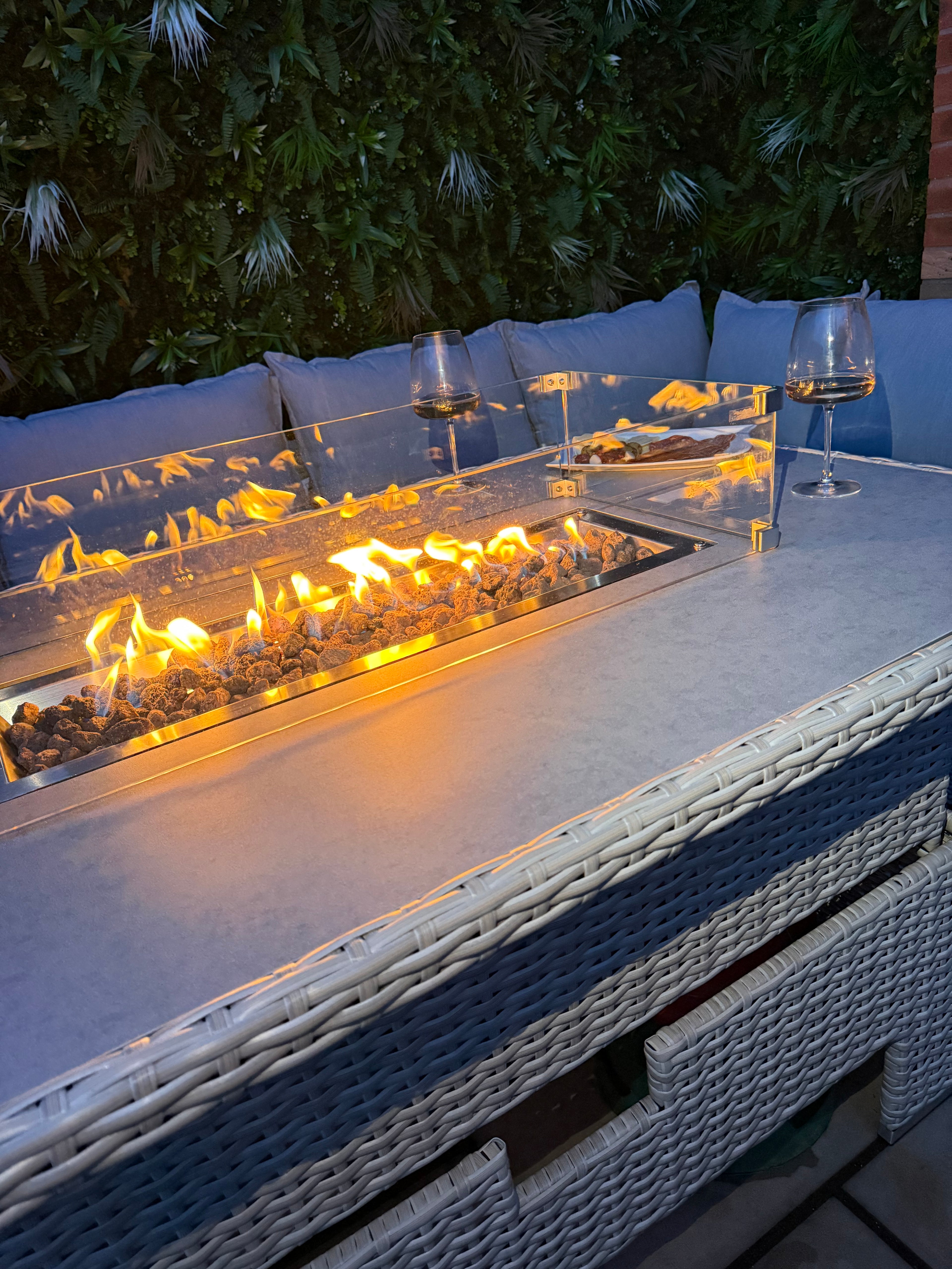 The Willow 🌿 6 Pcs Outdoor Rattan Dining Set Light Grey - Fire-pit Rise And Fall Table