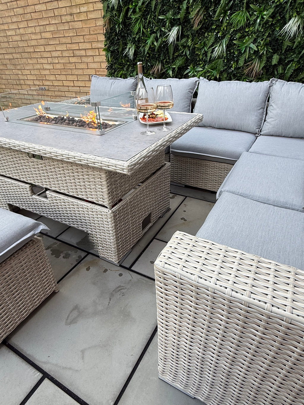 The Willow 🌿 6 Pcs Outdoor Rattan Dining Set Light Grey - Fire-pit Rise And Fall Table