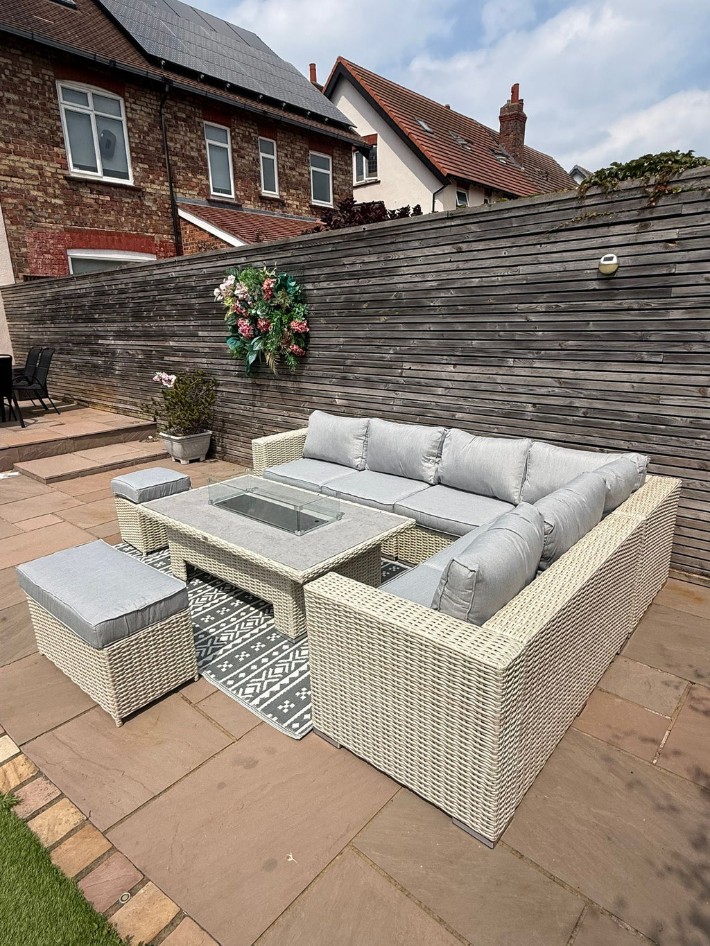 The Willow - 6 Pcs Outdoor Rattan Dining Set Light Grey - Fire-pit Rise And Fall Table